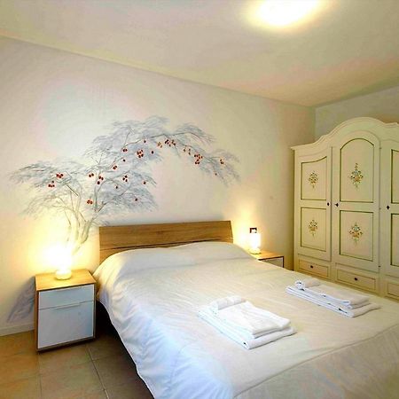 Cala Bitta Residence Con Piscina A 4 Km Da Baja Sardinia מראה חיצוני תמונה
