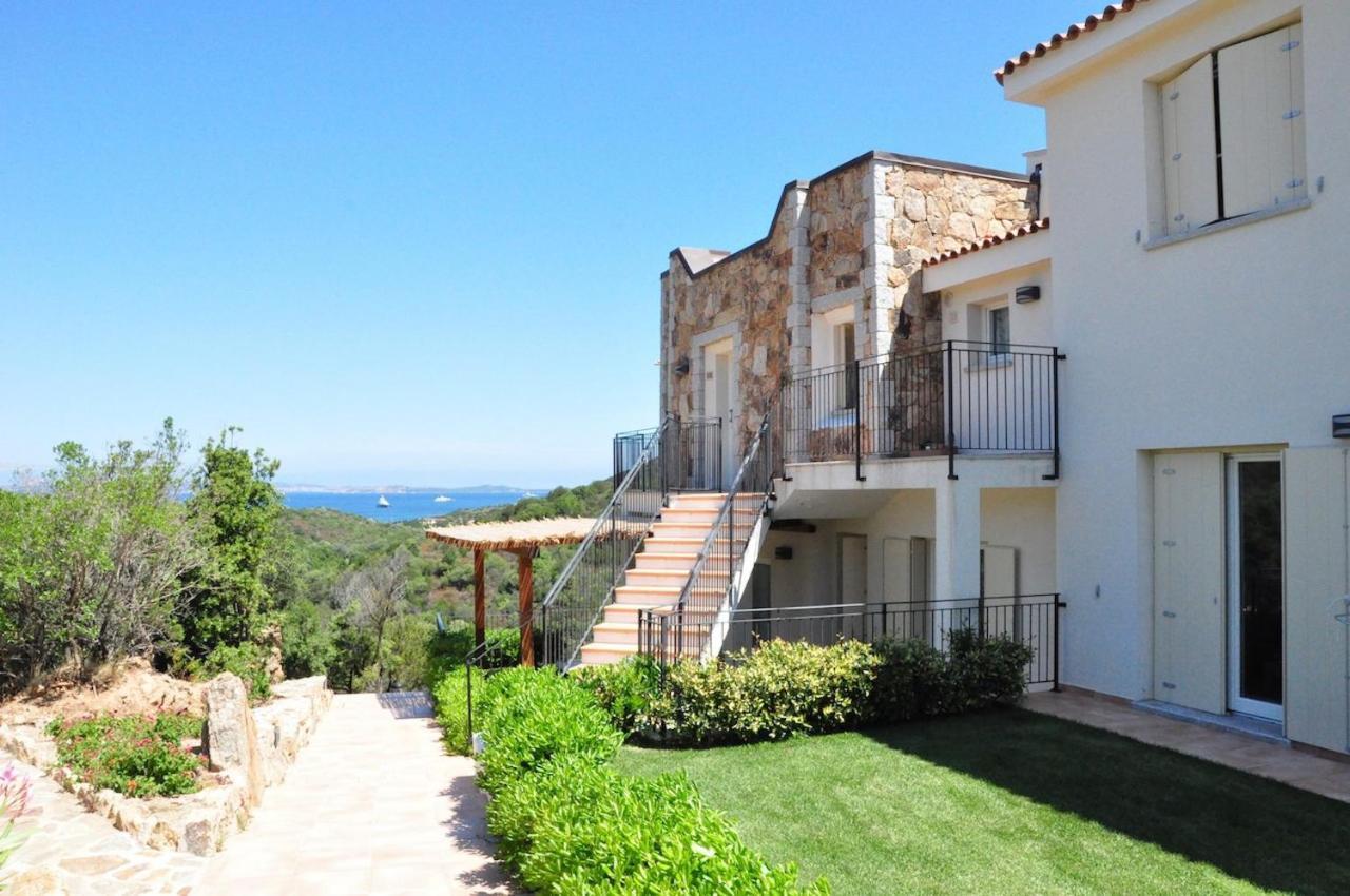 Cala Bitta Residence Con Piscina A 4 Km Da Baja Sardinia מראה חיצוני תמונה